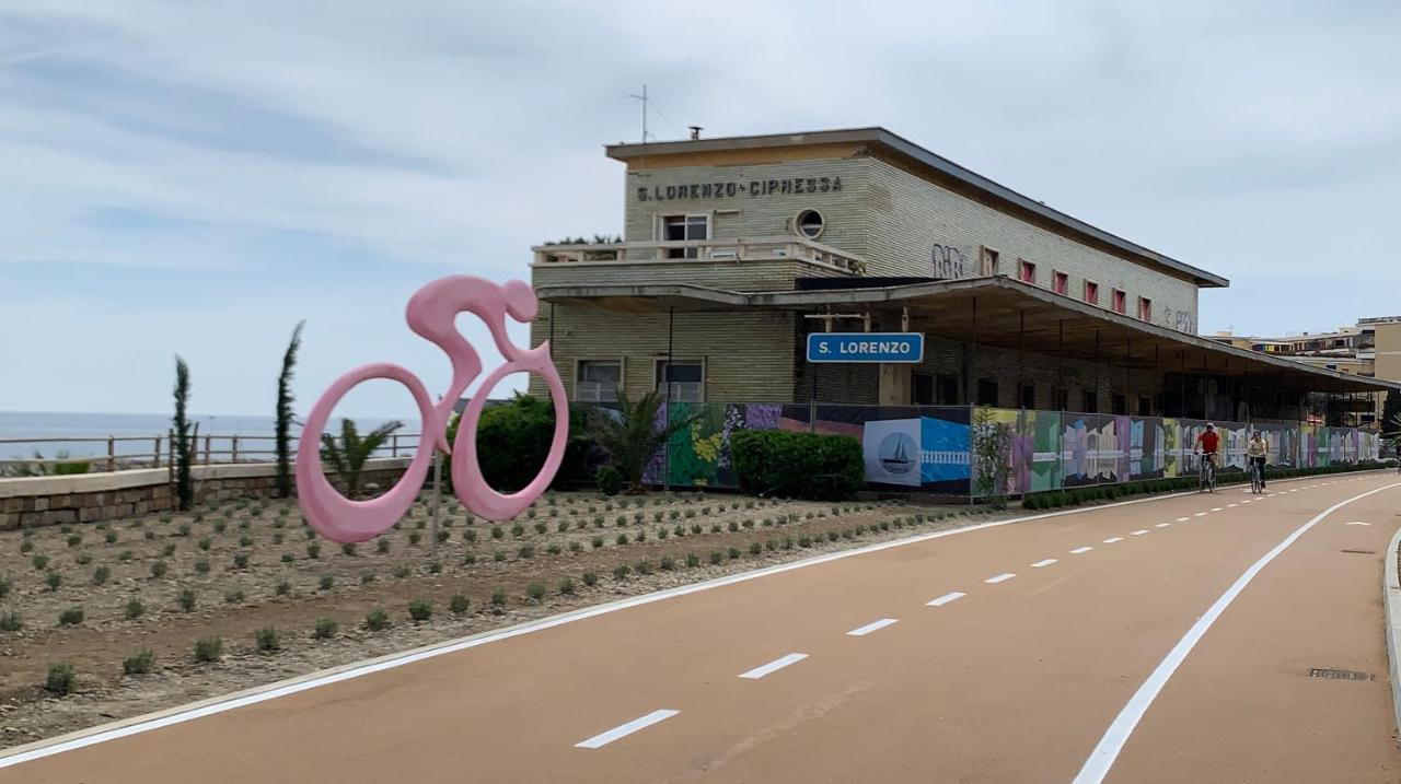 Luxury Apartment San Lorenzo Al Mare Exterior foto
